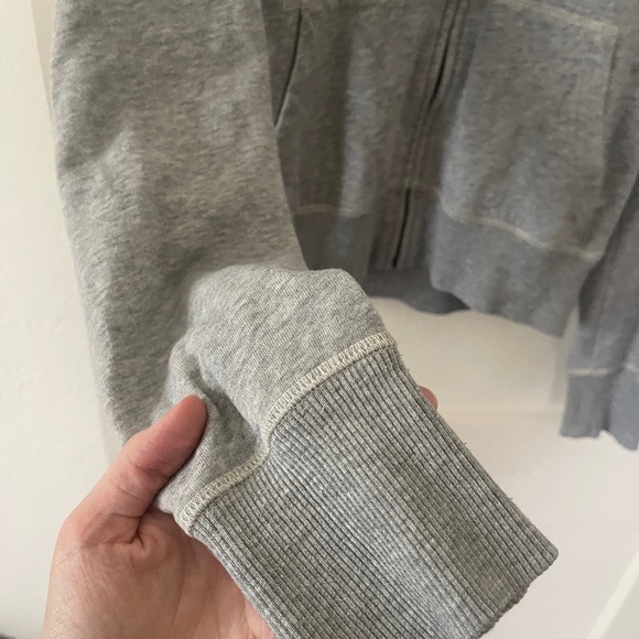 Vintage PINK Victoria’s Secret grey hoodie medium Sequin heart on the back Y2K - Picture 4 of 10